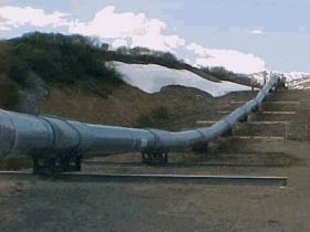 Нефтепровод. Фото с сайта kaira.seu.ru