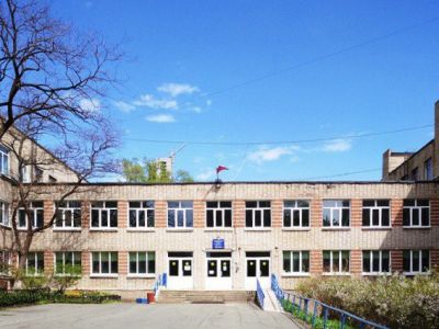 Здание школы №14 во Владивостоке. Фото: school14.pupils.ru